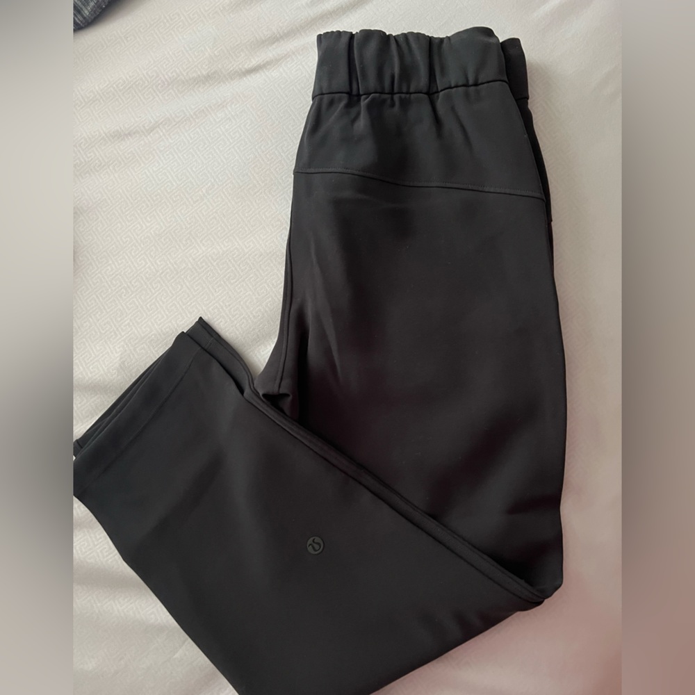 Lululemon On the Fly cropped pant